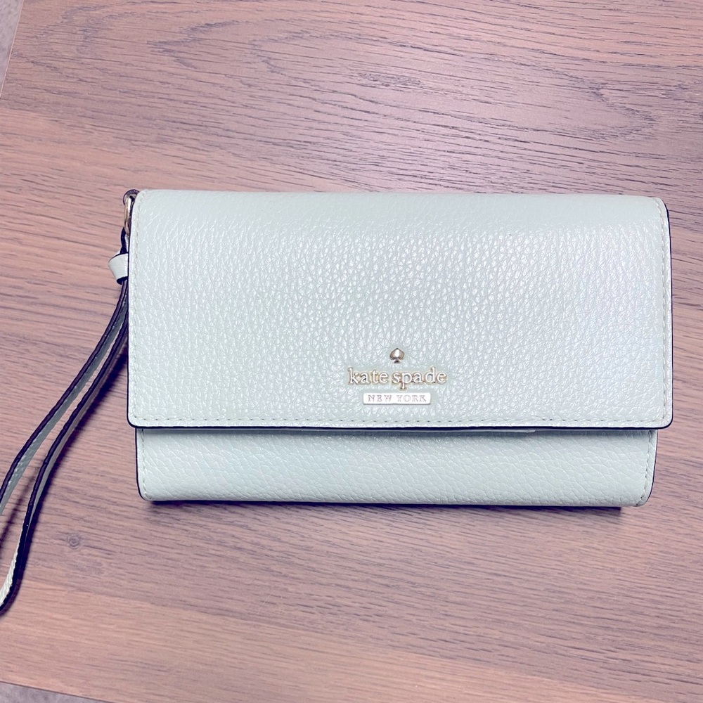 Kate Spade wristlet wallet in seafoam green